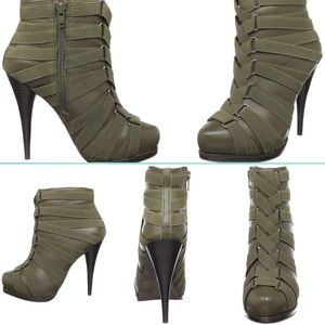 Steve Madden Caylyn Ankle Boot